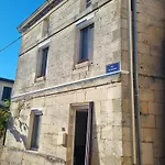 Bien-etre Semesterbostad Bourg-sur-Gironde